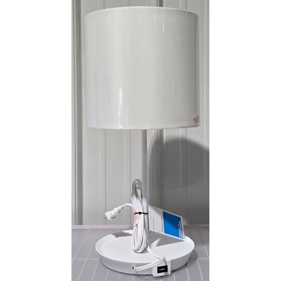 Room Essentials Table Stick White Lamp w/ USB-A Port & 800L LED Bulb Included - Picture 2 of 7